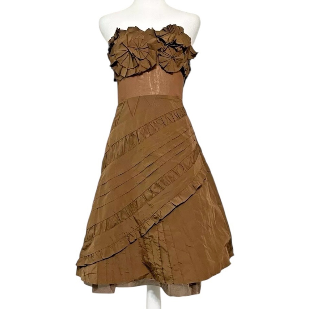 BCBG Maxazria Strapless Dress, Mocha color, size 6, silk & poly, lined